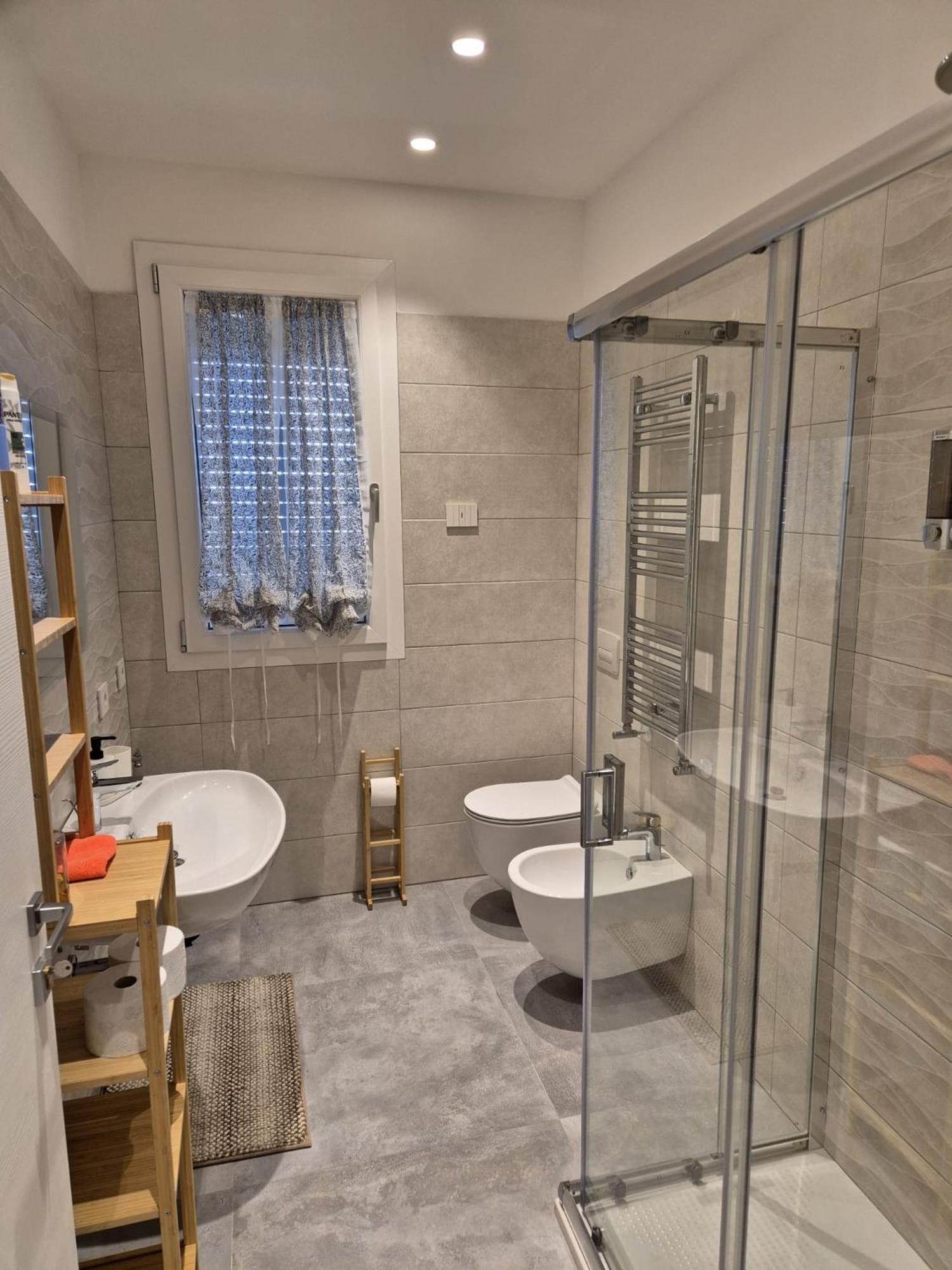 Tuscia Rooms Dei Papi Viterbo Bagian luar foto